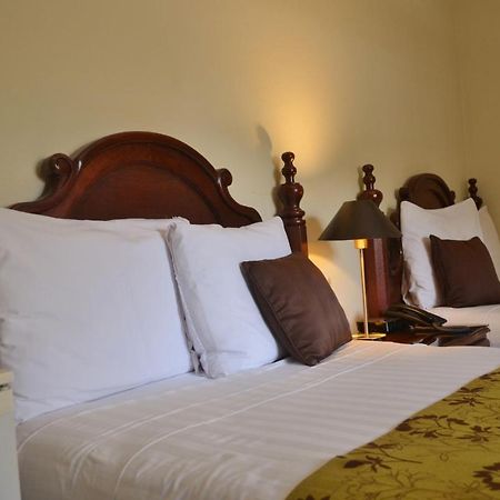 Hotel Villa Florencia Zona Rosa ซานซัลวาดอร์ ภายนอก รูปภาพ