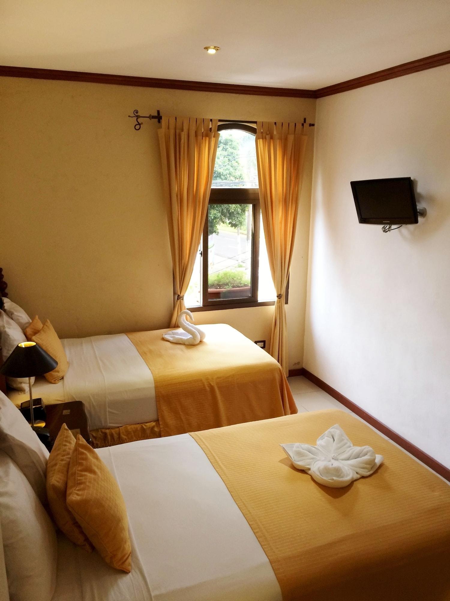 Hotel Villa Florencia Zona Rosa ซานซัลวาดอร์ ภายนอก รูปภาพ