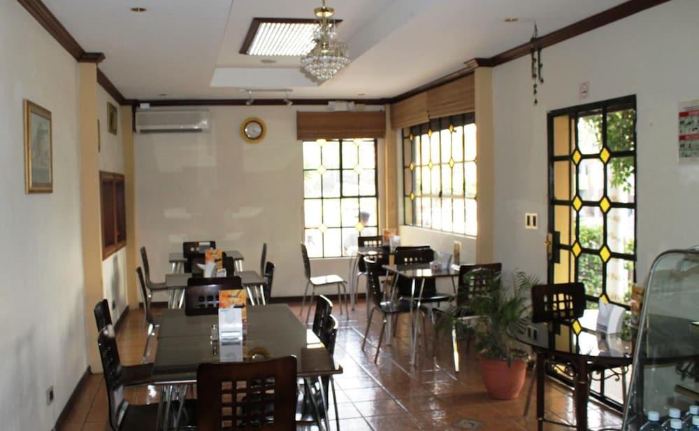 Hotel Villa Florencia Zona Rosa ซานซัลวาดอร์ ภายนอก รูปภาพ
