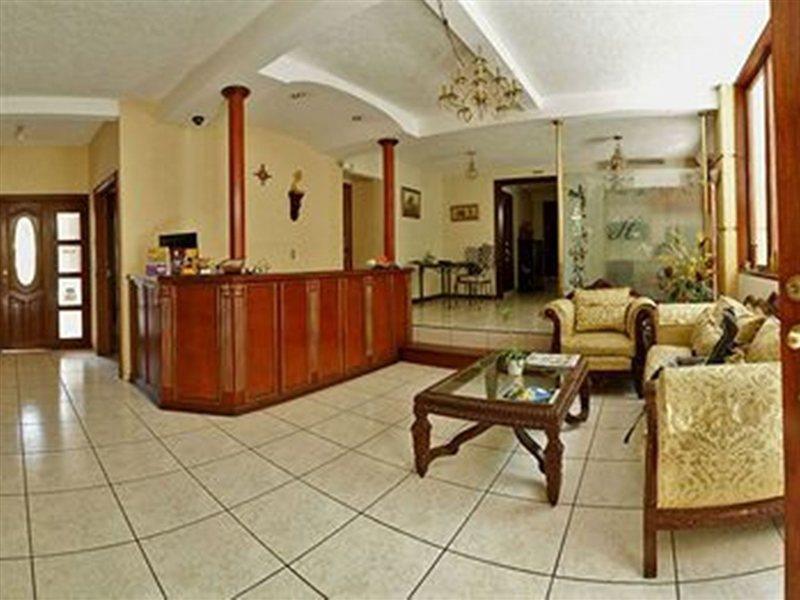 Hotel Villa Florencia Zona Rosa ซานซัลวาดอร์ ภายนอก รูปภาพ