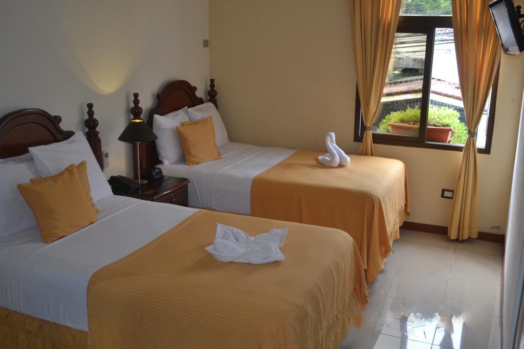 Hotel Villa Florencia Zona Rosa ซานซัลวาดอร์ ภายนอก รูปภาพ