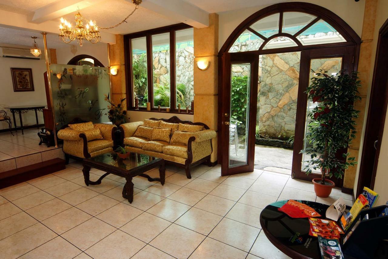 Hotel Villa Florencia Zona Rosa ซานซัลวาดอร์ ภายนอก รูปภาพ